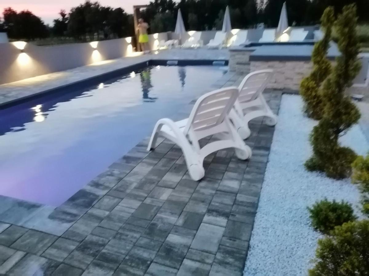 Apartment Camelia Poreč Exteriör bild