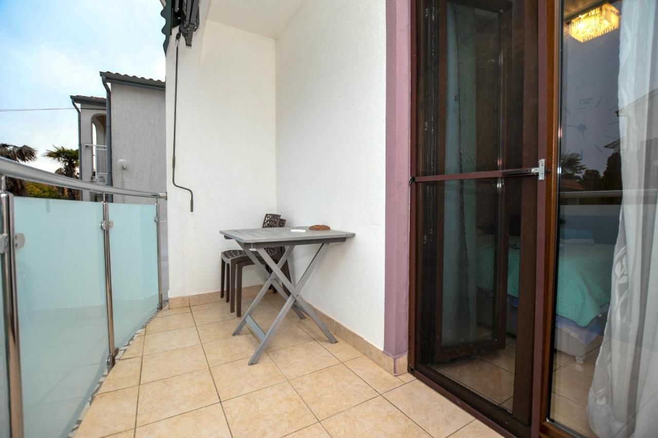 Apartment Camelia Poreč Exteriör bild